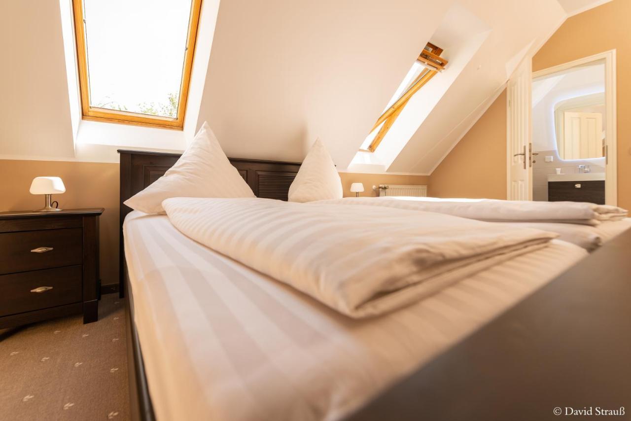 Hotel Wasserschloesschen Νάουμπουργκ Εξωτερικό φωτογραφία